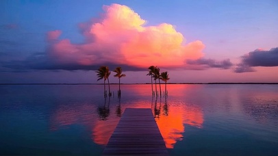 静谧粉色晚霞热带海岸