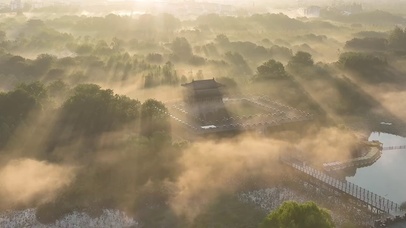 原来这就是日出而林霏开！