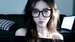 眼镜性感美女