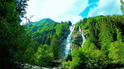 4K唯美山涧瀑布溪流