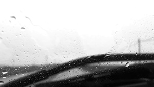 解压雨刮器雨滴
