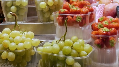 4K 高清 市场货架热带水果