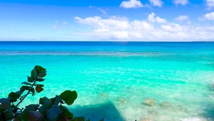 碧海蓝天海浪