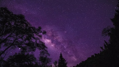 4k南糯山的银河延时