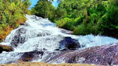 4K唯美山涧流水