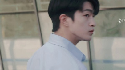 屈楚萧一闪一闪亮星星