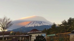 4k唯美日本富士山雪景