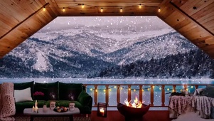 冬季雪山小屋