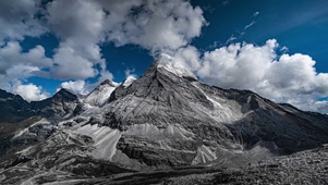 震撼雪山