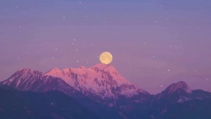 山顶圆月