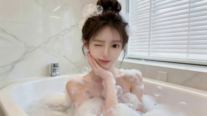 沐浴的女孩