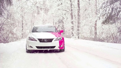 冬日雪天雷克萨斯