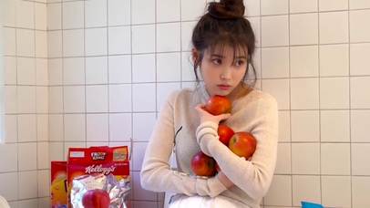 IU女神 生日快乐