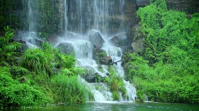 治愈护眼山涧流水