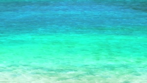 碧蓝大海