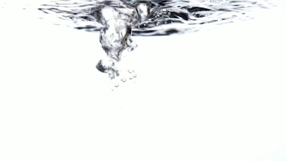 屏幕在水里