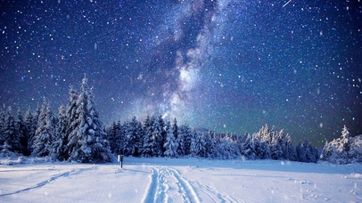 星夜雪景