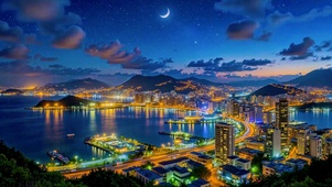 浪漫星月海滨城市夜景