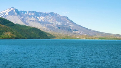青山湖泊