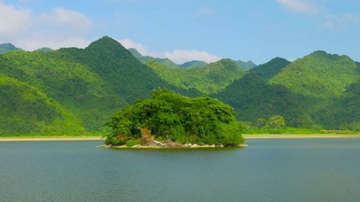 青山绿水小岛