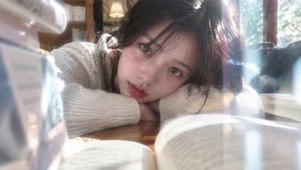 学习的女孩