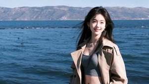湖畔美女日常美照