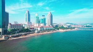 海边的城市