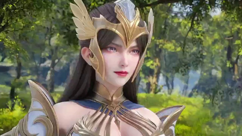 近景呈现佩戴金翼头饰、身着白蓝镶金铠甲的黑发少女，背景是虚化的鲜绿树林。