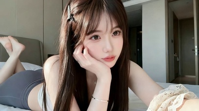 日系慵懒卧室甜妹