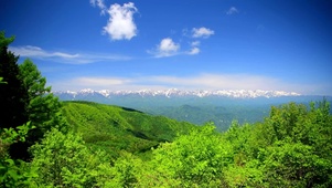 蓝天白云青山