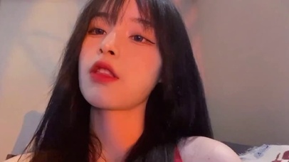 甜系女友，可甜可御