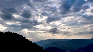 山川彩霞