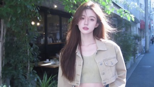 街边可爱女孩