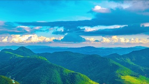 青山白云