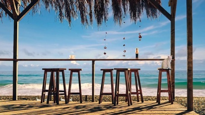 户外海滨沙滩咖啡厅