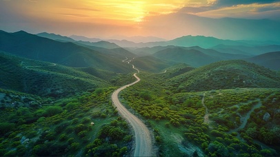 绿色护眼山丘公路