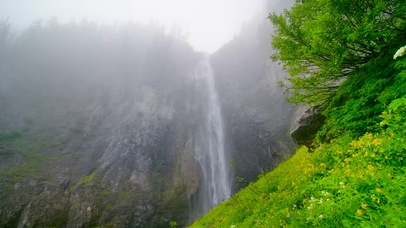 高山瀑布
