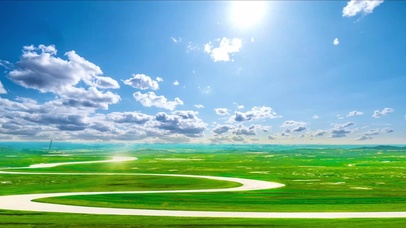 唯美蓝天白云下的草原