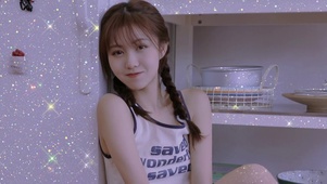 青春清纯可爱性感美女