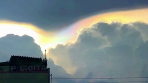 天空都是爱你的形状
