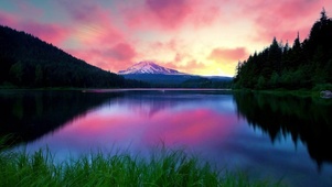 雪山夕阳