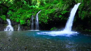 护眼山涧流水