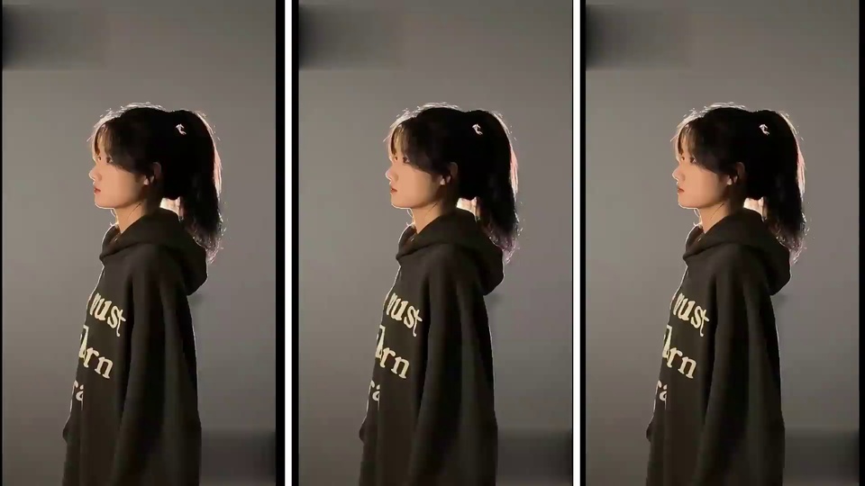 三联竖条分屏浅灰背景，身着深灰连帽卫衣的高马尾女生侧身站立，身后暖调轮廓光勾勒发丝边缘