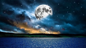 唯美流星月圆之夜