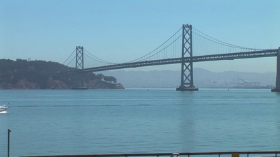 4K 高清 奥克兰湾大桥与快艇