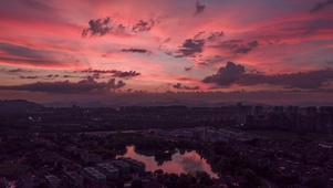 粉色的天空