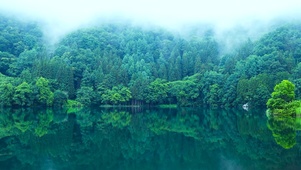 山水湖面