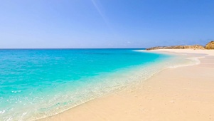 清澈碧海蓝天