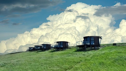 云边有个小卖部