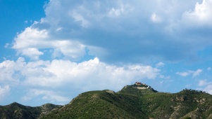 唯美蓝天白云高山